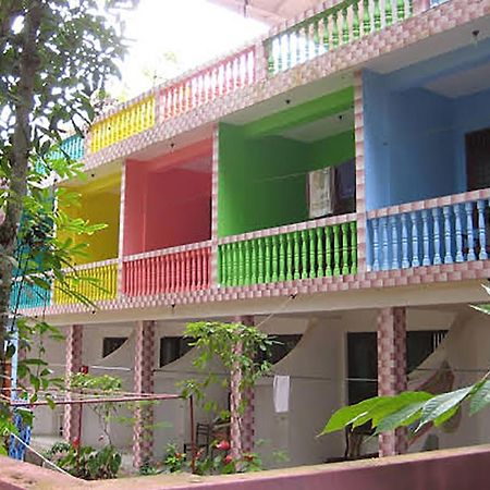 Hotel Santis 希克杜沃 外观 照片