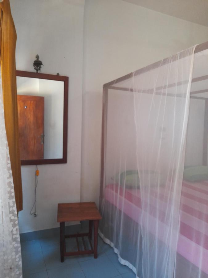 Hotel Santis 希克杜沃 外观 照片
